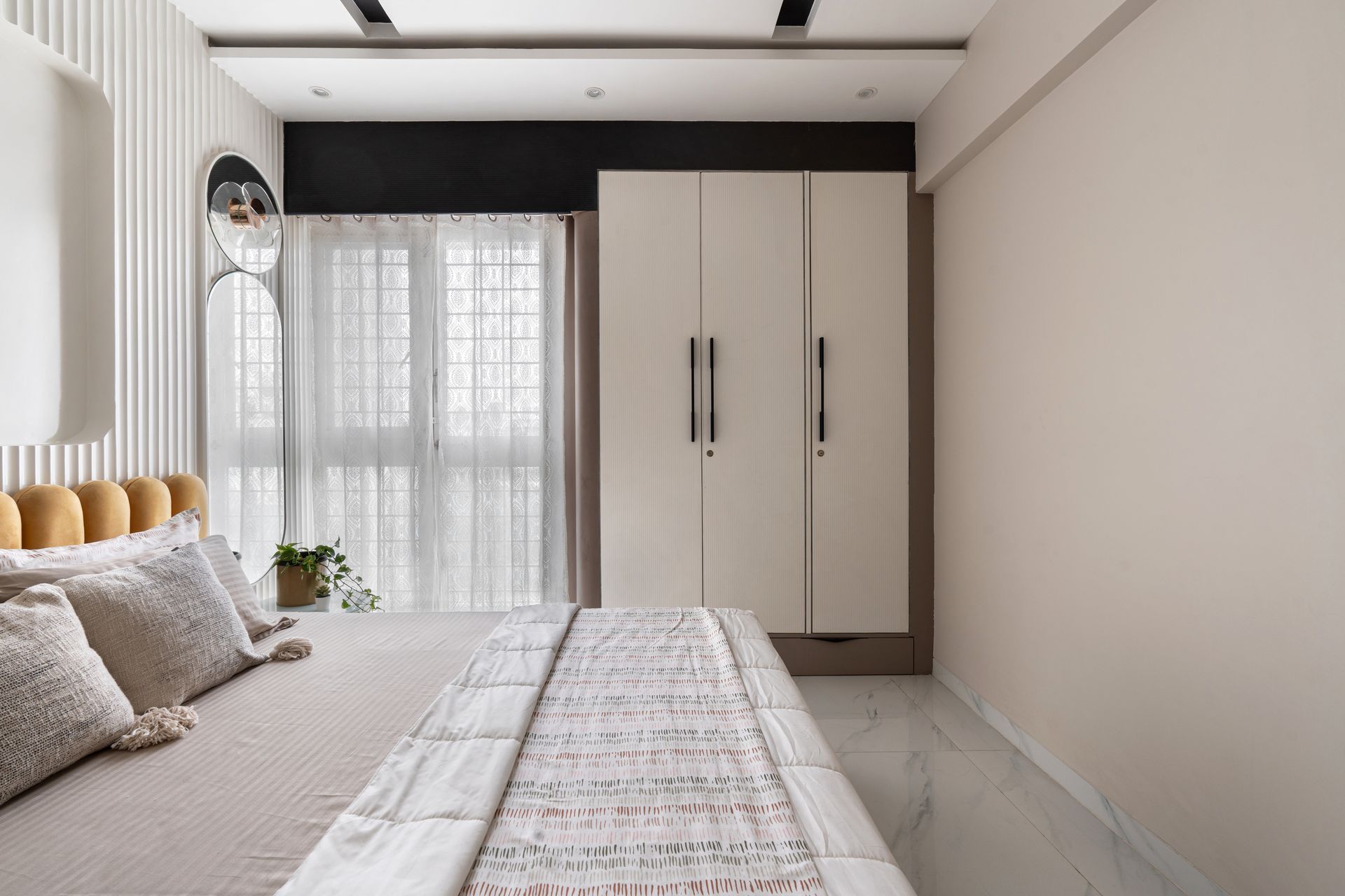 Bedroom wardrobe in matt white